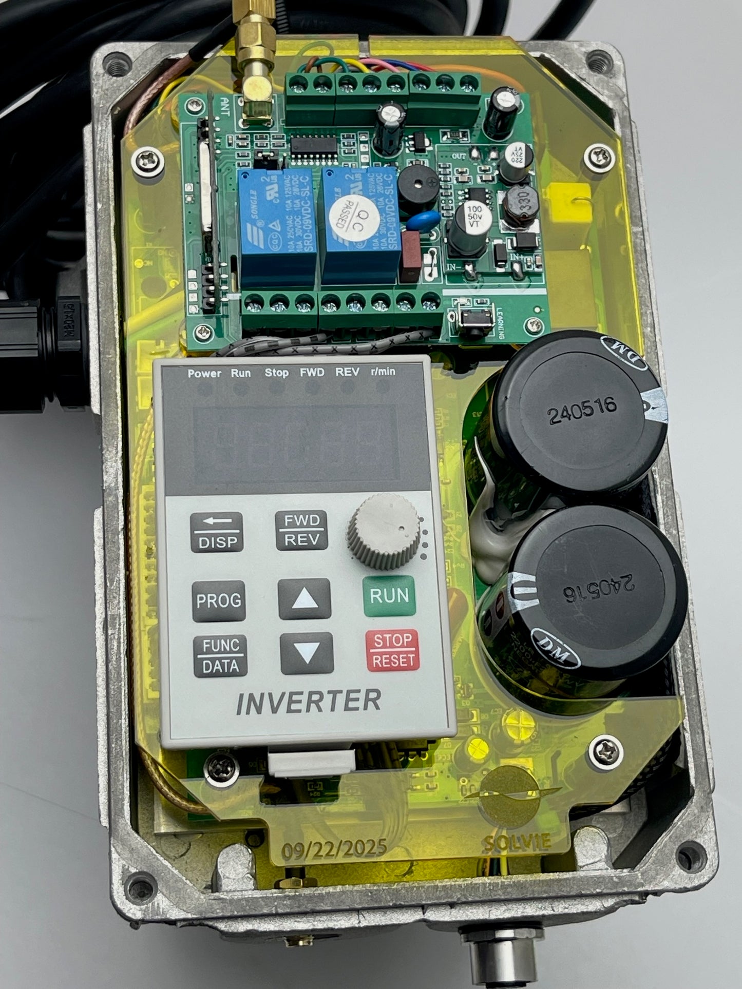 Solacrion®  - 110V/1ph 1.5hp 2-stop 433Mhz lift system.